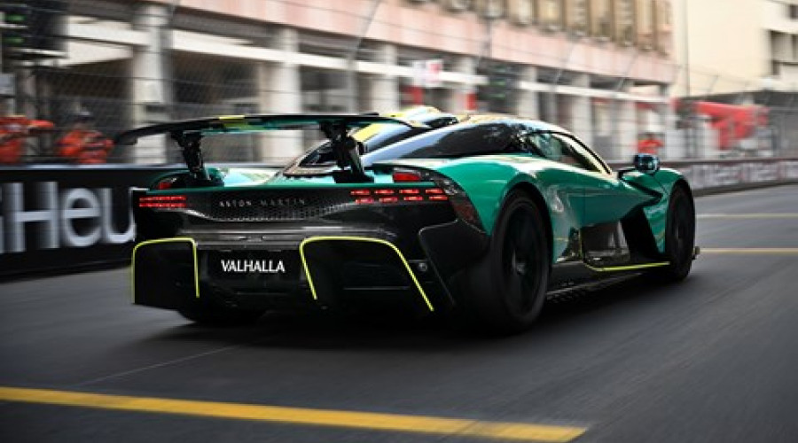 Aston Martin Valhalla: Среднемоторный суперкар в Монте-Карло