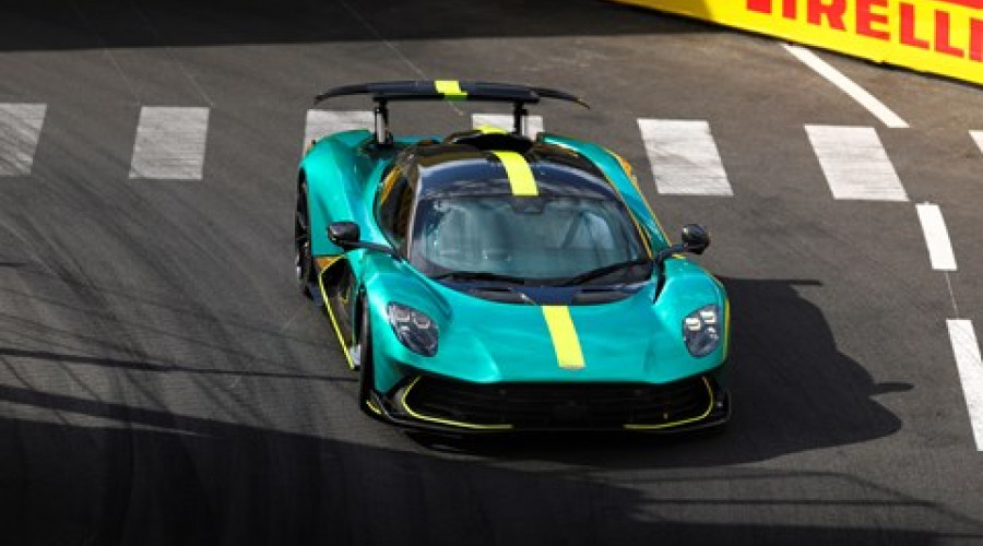 Aston Martin Valhalla: Среднемоторный суперкар в Монте-Карло