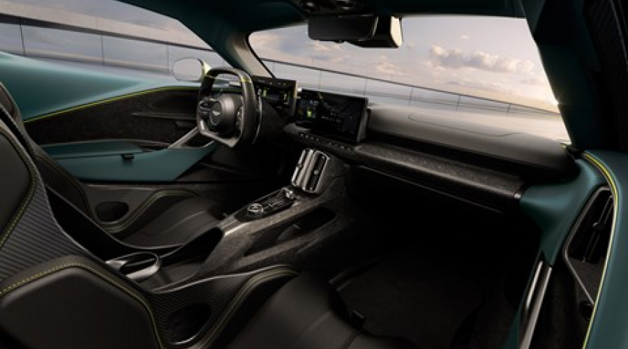 Aston Martin Valhalla: Среднемоторный суперкар в Монте-Карло