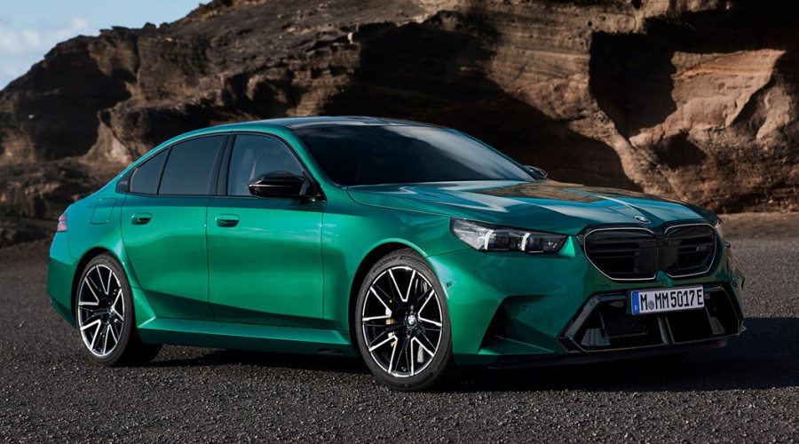 Новый BMW M5: знакомство с тяжелым гибридом M