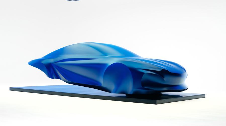 Alpine показала форму нового A110 — пока в виде скульптуры