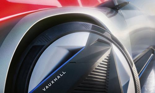 Vauxhall показал первые изображения концепт-универсала STX перед Парижским автосалоном