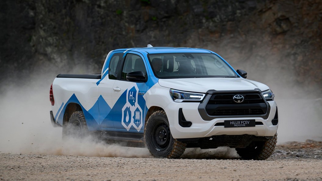 Toyota Hydrogen Hilux - грузовик, который отказался от дизеля в стремлении к нулевому уровню выбросов