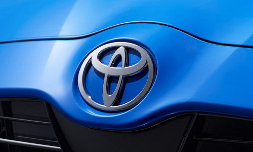 В Японии проводится расследование в отношении Toyota в связи с нарушениями в сертификации безопасности